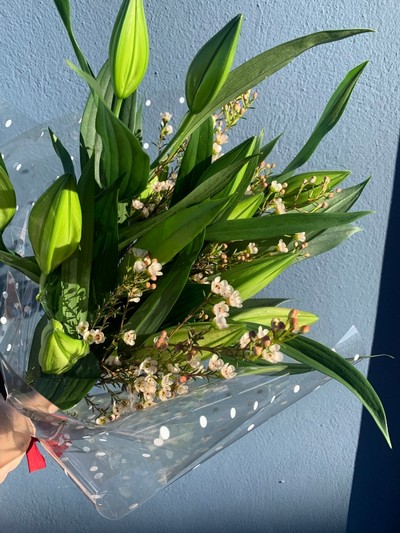 White Lily Bouquet