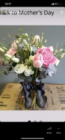 Mum Vased Bouquet