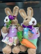 Small Easter bunny couple
